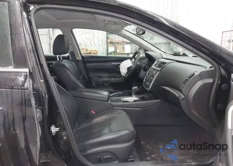 2016 Nissan Altima 2.5 from USA, damaged, VIN 1N4AL3AP7GC152817